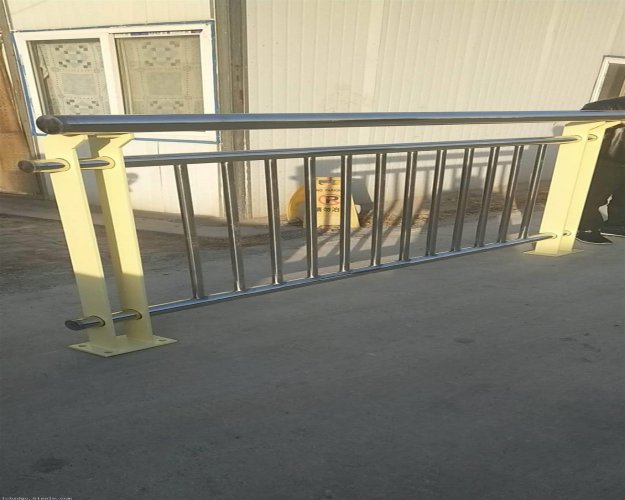 不銹鋼復合管護欄